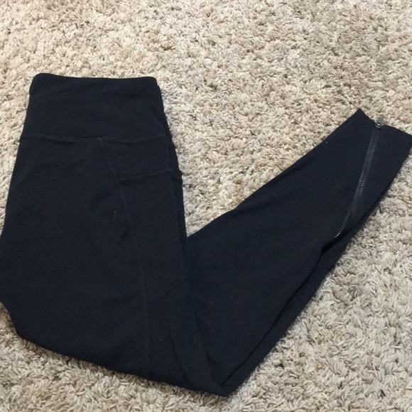 Athleta Pants - Athleta high waisted leggings